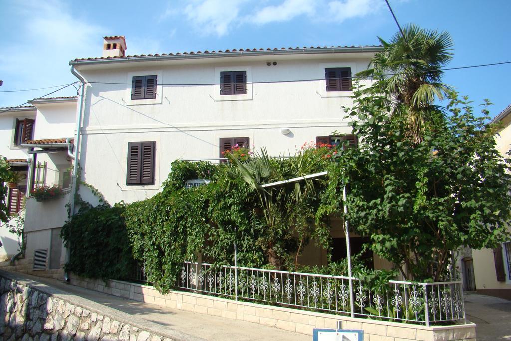Apartments Renata - Brseč Екстериор снимка